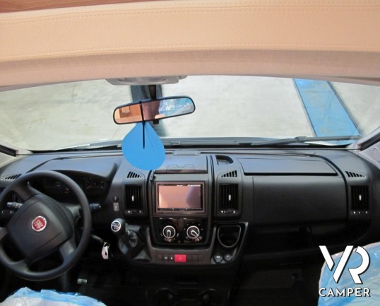 Burstner Lyseo TD Privilege 690 G: camper semintegrale nuovo con letti gemelli e garaBurstner Lyseo TD Privilege 690 G: camper semintegrale nuovo con