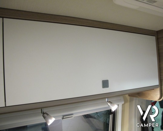 Carado Vlow 540: camper furgonato nuovo in vendita a Torino, compatto nelle dimensioni, 3.500kg di carico totale, cerchi 16"