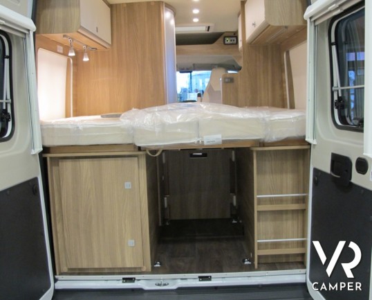 Carado Vlow 540: camper furgonato nuovo in vendita a Torino, compatto nelle dimensioni, 3.500kg di carico totale, cerchi 16"