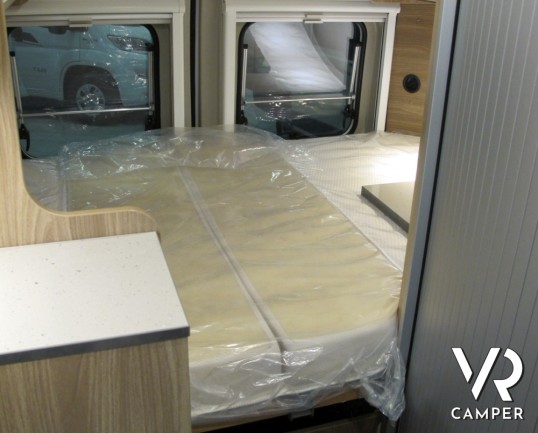 Carado Vlow 540: camper furgonato nuovo in vendita a Torino, compatto nelle dimensioni, 3.500kg di carico totale, cerchi 16"