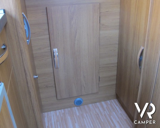 Rimor Sailer 599 TC: camper semintegrale usato compatto con garage posteriore alto, su meccanica Fiat Ducato.