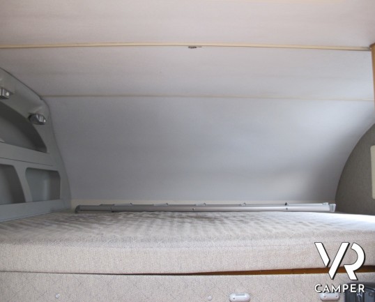 Roller Team Granduca 64: camper usato mansardato con letti a castello in coda, 5 posti omologato, ottimo per le vacanze in famiglia.