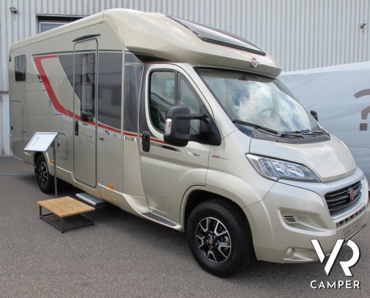 Burstner Ixeo T 690 G: camper semintegrale con letti gemelli e letto basculante, 4 posti omologati, ampio garage.