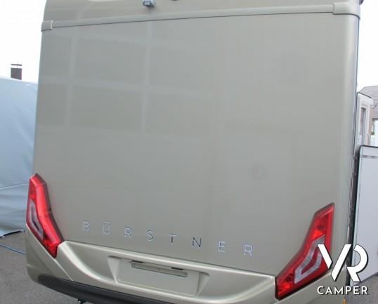 Burstner Ixeo T 690 G: camper semintegrale con letti gemelli e letto basculante, 4 posti omologati, ampio garage.