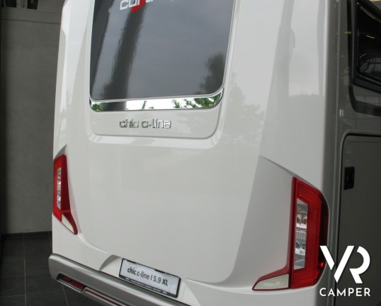 Carthago Chic C-Line I 5.9 XL LE: camper motorhome 4 posti omologati, telaio AL-KO, doppio pavimento, letti gemelli, bagno con doccia indipendente, ga