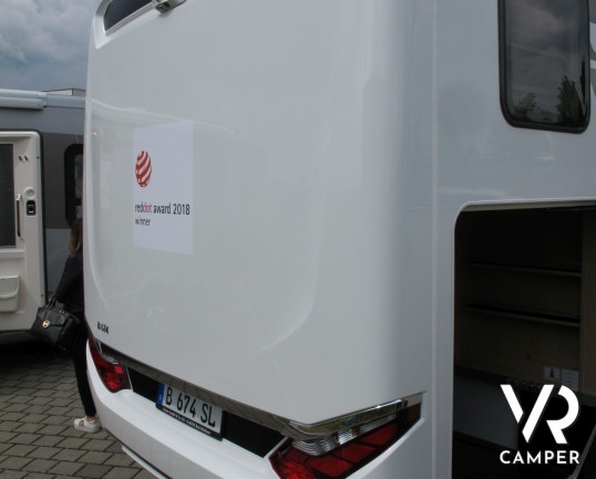 Hymer B 674 SL: camper motorhome nuovo Hymer con garage e doppio pavimento, patente C, telaio AL-KO, 5 posti omologati.