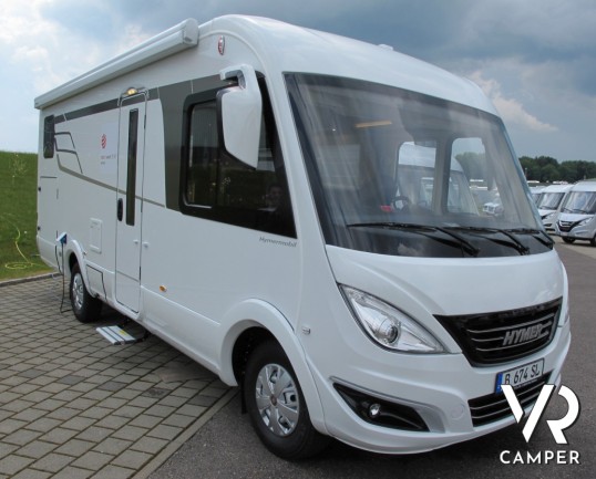 Hymer B 674 SL: camper motorhome nuovo Hymer con garage e doppio pavimento, patente C, telaio AL-KO, 5 posti omologati.