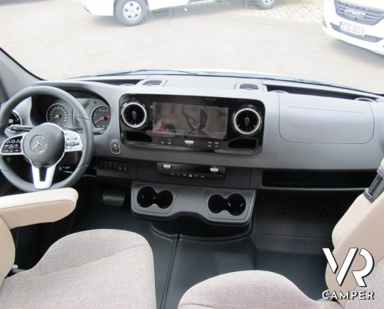 Hymer ML-T 570: camper nuovo Hymer semintegrale, 4 posti omologati, con garage