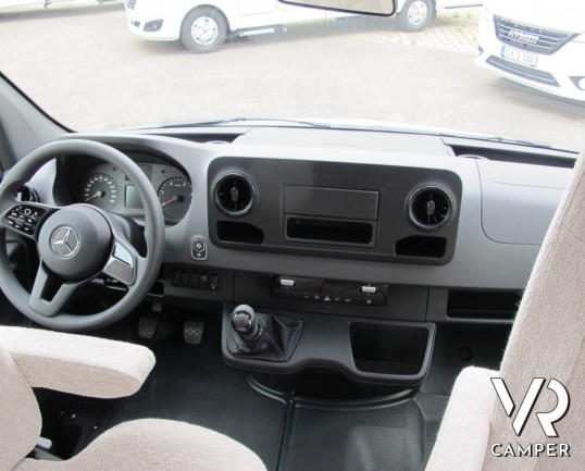 Hymer ML-T 570: camper nuovo Hymer semintegrale su base Mercedes, 4 posti omologati, con garage