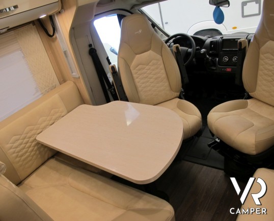 Burstner Ixeo Time 726 G Edition 30: semintegrale con letti gemelli