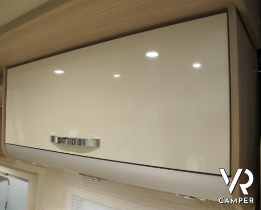 Burstner Ixeo Time 726 G Edition 30: semintegrale con letti gemelli