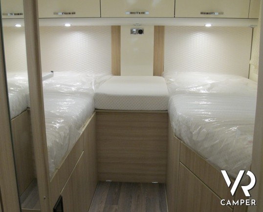 Burstner Ixeo Time 726 G Edition 30: semintegrale con letti gemelli