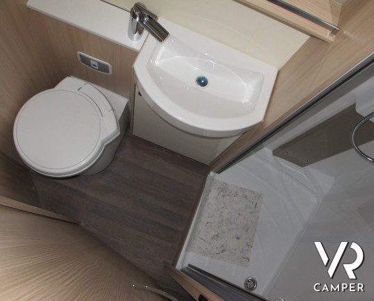 Burstner Lyseo TD 728 G - camper semintegrale nuovo letti gemelli, camper nuovo occasione, concessionaria Torino Druento