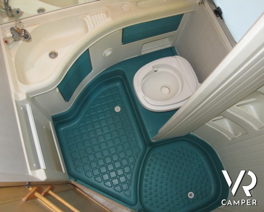 CI Mizar 140 - camper usato mansardato, camper 6 posti, camper usato occasione, concessionaria camper Torino Druento