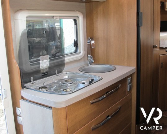 Knaus Van-I 650 MEG - motorhome letti gemelli, camper 7 metri, camper con garage, camper usato occasione, concessionaria camper torino druento