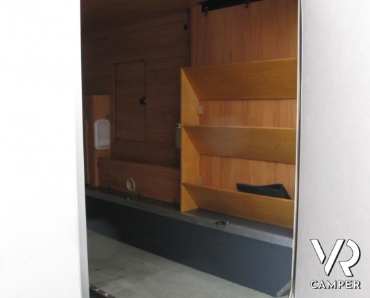 Adria Coral 660: camper mansardato usato, 6 posti letto, con ampia dinette, portabici, garage, rampa per moto, ottimo per famiglie, concessionaria cam