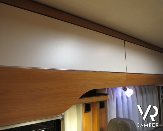 Hymer Exsis I 594: camper nuovo con letto matrimoniale trasversale in coda, bagno e doccia separati, 4 posti letto, camper nuovo 2019