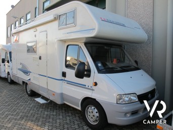 Renault Helix furgonato con tetto sollevabile