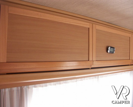 ARCA EUROPA 92 376: mansardato economico da prima esperienza, in buone condizioni di usura. Occasione camper!