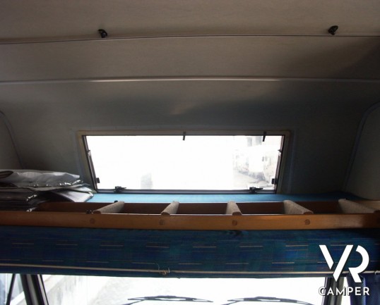 Arca Europa '92 416: camper usato mansardato occasione, ottimo per prime esperienze con ampi spazi e meccanica potente.