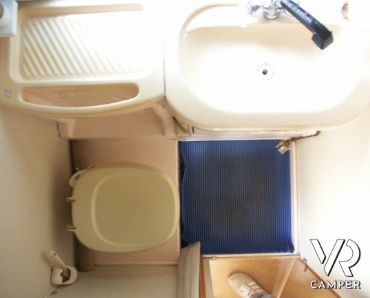 ARCA EUROPA - motorhome usato di fascia lusso degli anni novanta, con gancio traino