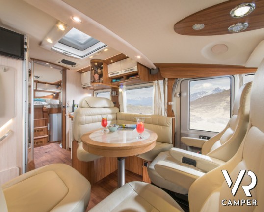 HYMER B 678 EXPERIENCE: camper motorhome nuovo in versione speciale, con un prezzo unico.