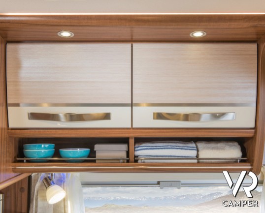 HYMER B 678 EXPERIENCE: camper motorhome nuovo in versione speciale, con un prezzo unico.