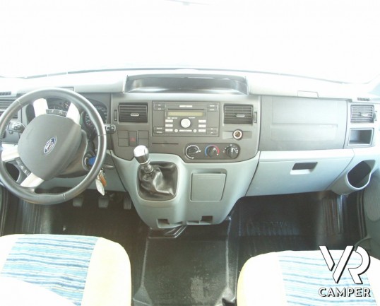 BLU CAMP SKY 70 - camper mansardato usato 7 posti letto, con doppia dinette e tanti accessori.