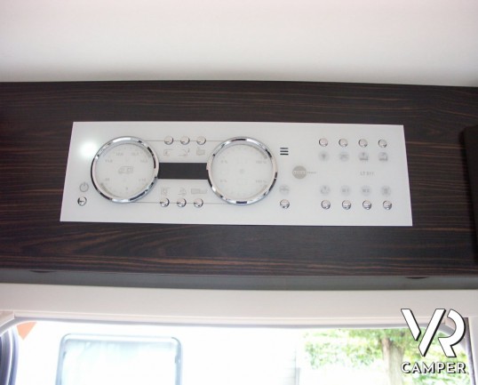 Burstner Elegance I 840 G: motorhome fascia lusso tedesco con garage grande