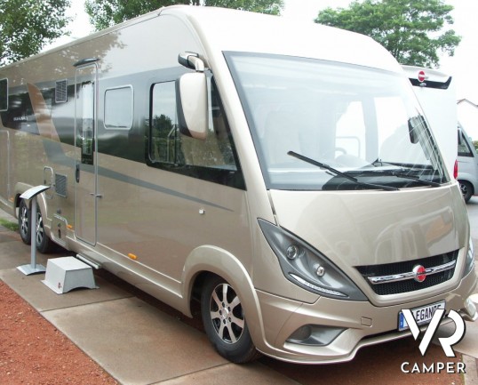 Burstner Elegance I 840 G: motorhome fascia lusso tedesco con garage grande