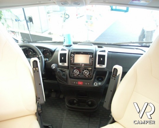 Burstner Ixeo Time 726 G Summer: edizione speciale con tanti accessori ad un prezzo unico