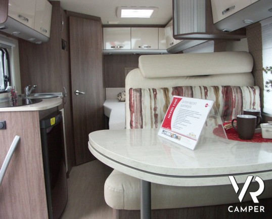 Burstner Nexxo 569 - camper nuovo a Torino semintegrale con letto alla francese