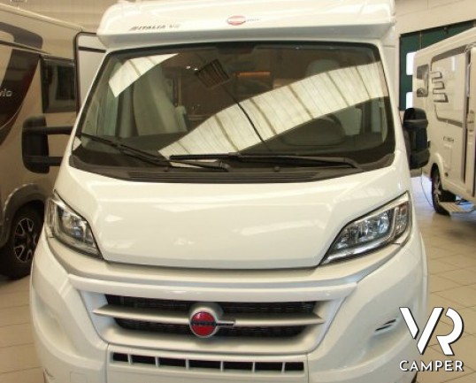 Burstner Nexxo Time 670: camper nuovo a Torino con garage e ampia dinette, senza letto basculante.