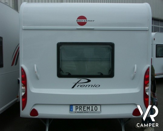 Burstner Premio 495 TK: caravan nuova con 6 posti letto, dinette centrale, frigo grande, letto matrimoniale e letti a castello grandi.