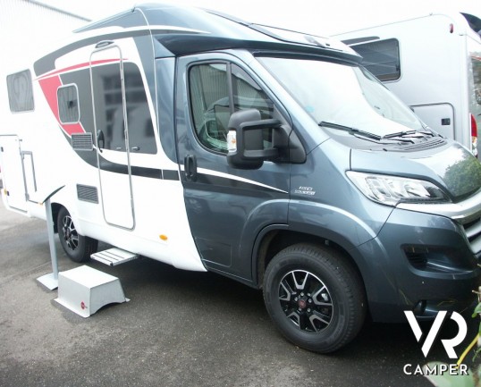 Burstner Travel Van 620 G:camper nuovo Burstner con letti gemelli e garage, sotto i sette metri di lunghezza.