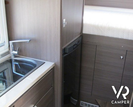 Burstner Viseo 670: motorhome recente a Torino, con garage ampio, e dinette a L, ottimo anche per le vacanze invernali.