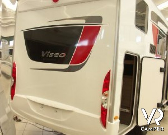 Burstner Viseo 670: camper motorhome nuovo a Torino con letto matrimoniale in coda e garage, dinette a letto con panca frontale e grande letto bascula