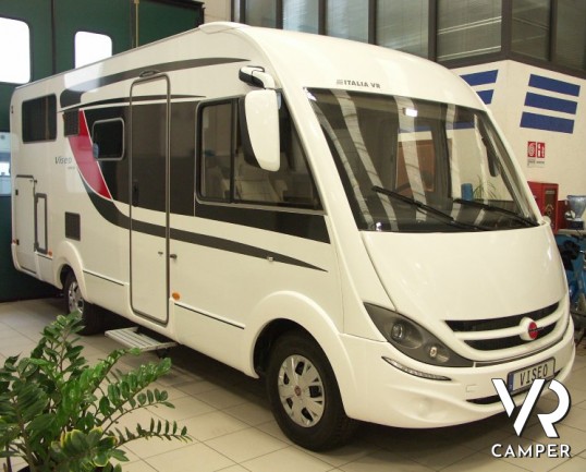 Burstner Viseo 690 G: camper motorhome nuovo con letti gemelli e garage, bagno vario e frigorifero grande.