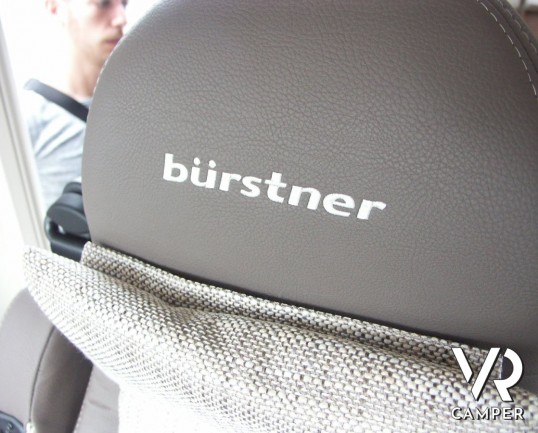 Burstner Viseo 690 G: camper motorhome nuovo con letti gemelli e garage.