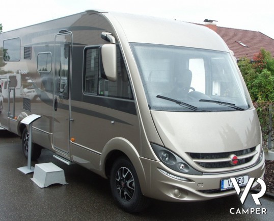 Burstner Viseo 690 G: camper motorhome nuovo con letti gemelli e garage.