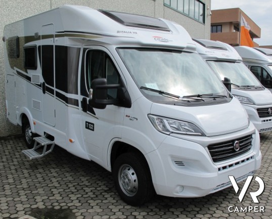 Carado T 132 armadio: camper semintegrale nuovo con garage, compatto nelle dimensioni e con armadio aggiuntivo alto