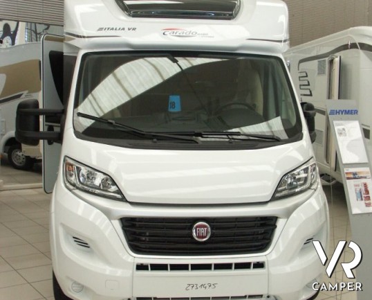 CARADO T 334: semintegrale nuovo con garage, lunghezza 6.99 metri, bagno e doccia separati e doppio armadio.