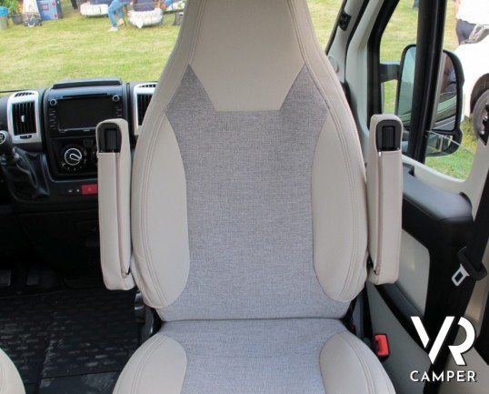 Carado Vlow 540: furgonato compatto per la coppia che ama viaggiare. Ottimo come utilizzo al posto dell'automobile