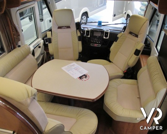 Carthago Chic C-Line 4.2: motorhome sotto i 7 metri, con ampio garage omologabile fino a 5 posti in viaggio