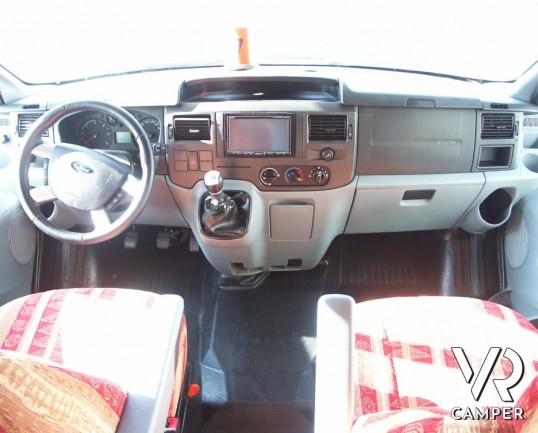 Challanger Mageo 192: camper mansardato usato con garage grande e gemellato posteriore, 5 posti omologati