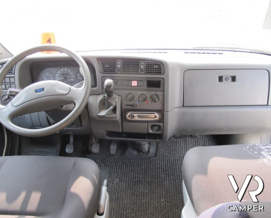 CI Carioca 40: camper usato 7 posti omologato con doppia dinette e letti a castello posteriori, in ottime condizioni di utilizzo