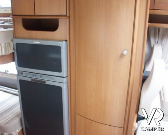 CI Mizar GLT: camper usato mansardato 7 posti letto, con ampia cucina e pochi chilometri.