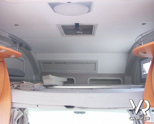 CI Riviera 110: camper usato mansardato 6 posti letto con cucina ad angolo, letti a castello posteriori, ampia dinette e meccanica M-Jet Fiat