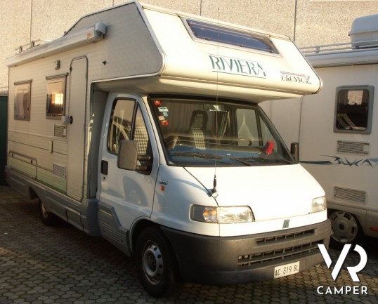 CI RIVIERA 361 - camper mansardato usato in Piemonte, per prime esperienze.