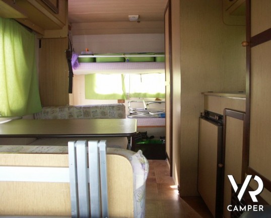 CI Turistico 540: camper usato mansardato a Torino, ottimo prezzo per una prima esperienza, camper d'occasione.